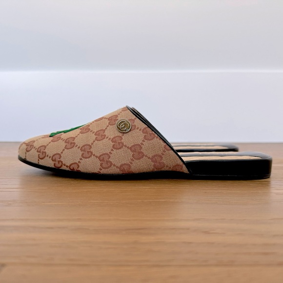 GUCCI Men's LA Angels Edition Flamel Patch GG Canvas Flat Mules - Picture 3 of 15